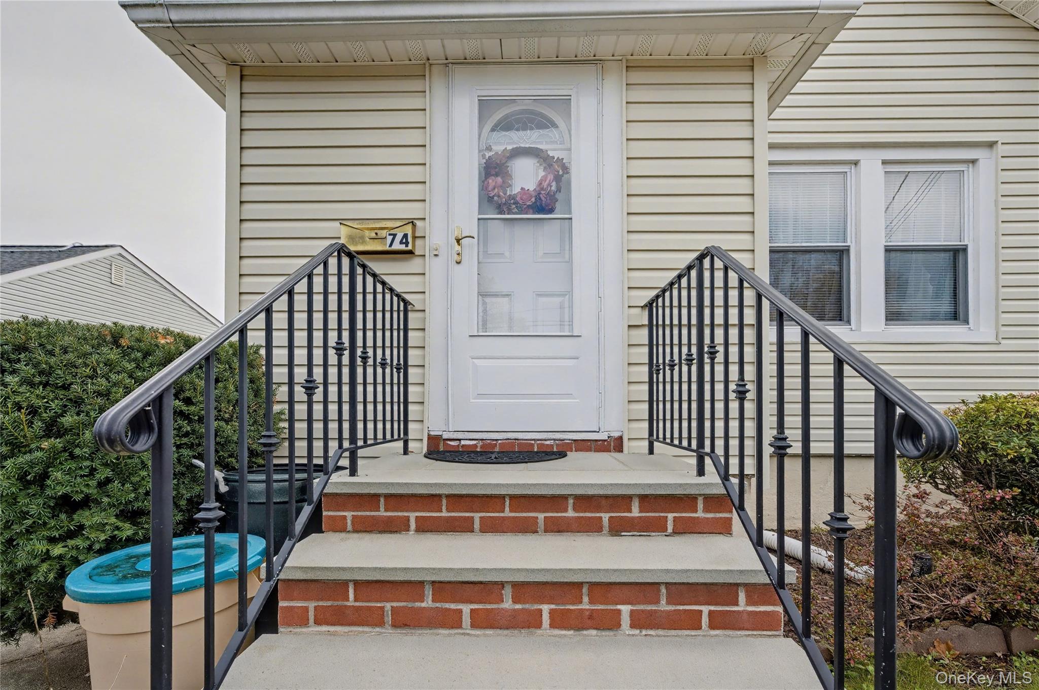 74 Nassau Street, Islip Terrace, NY 11752