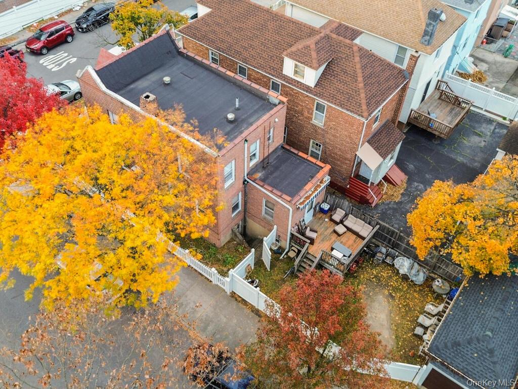 1352 Hollywood Avenue, Bronx, NY 10461