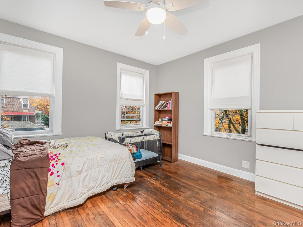 1352 Hollywood Avenue, Bronx, NY 10461