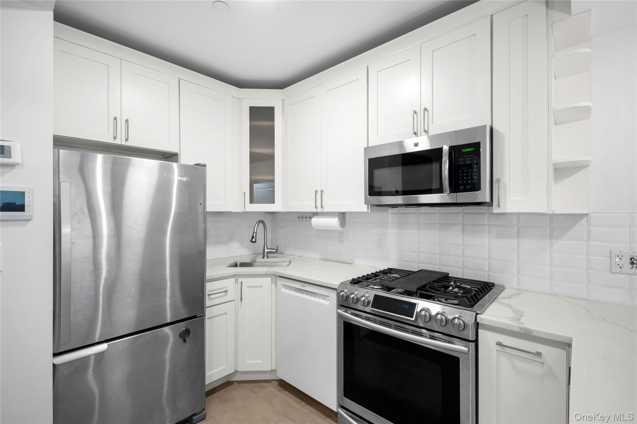 41-04 27th Street # 6A, Long Island City, NY 11101