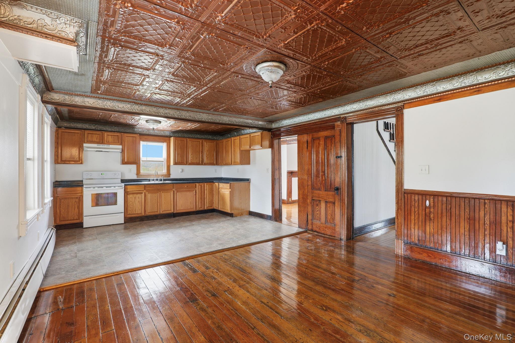 708 Burlingham Road, Pine Bush, NY 12566