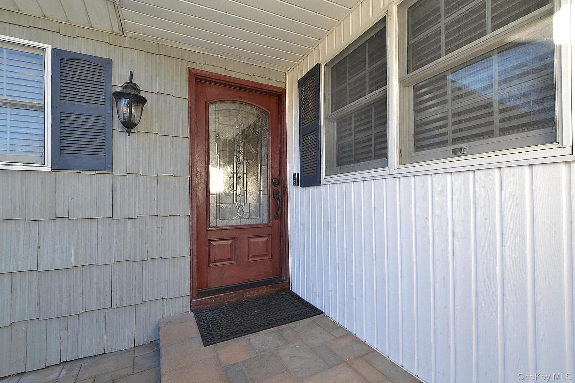 27 Albright Road, Coram, NY 11727