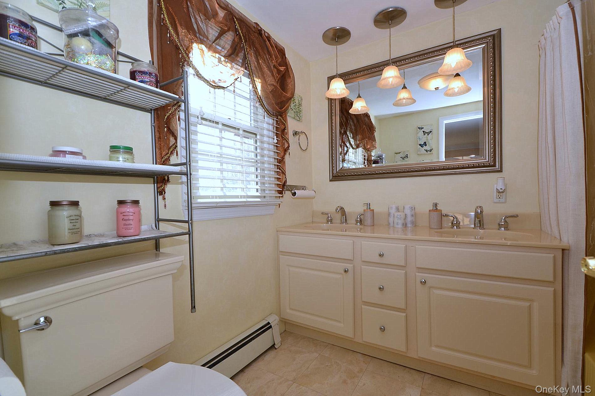 27 Albright Road, Coram, NY 11727