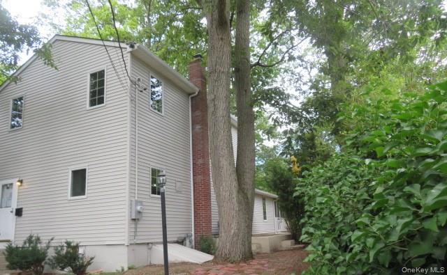 10 Woodland Lane, Huntington, NY 11743