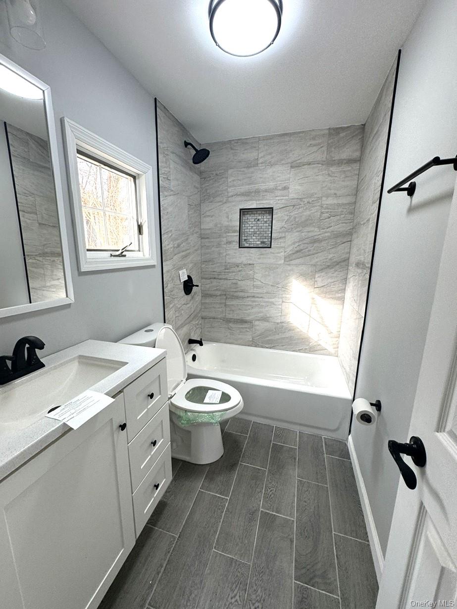 10 Woodland Lane, Huntington, NY 11743