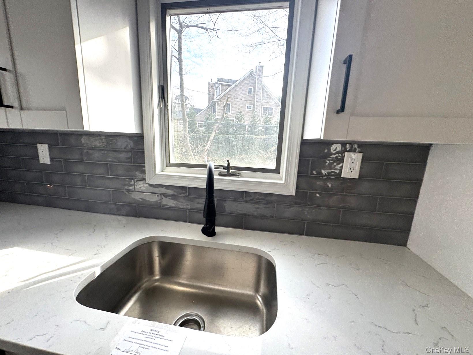 10 Woodland Lane, Huntington, NY 11743