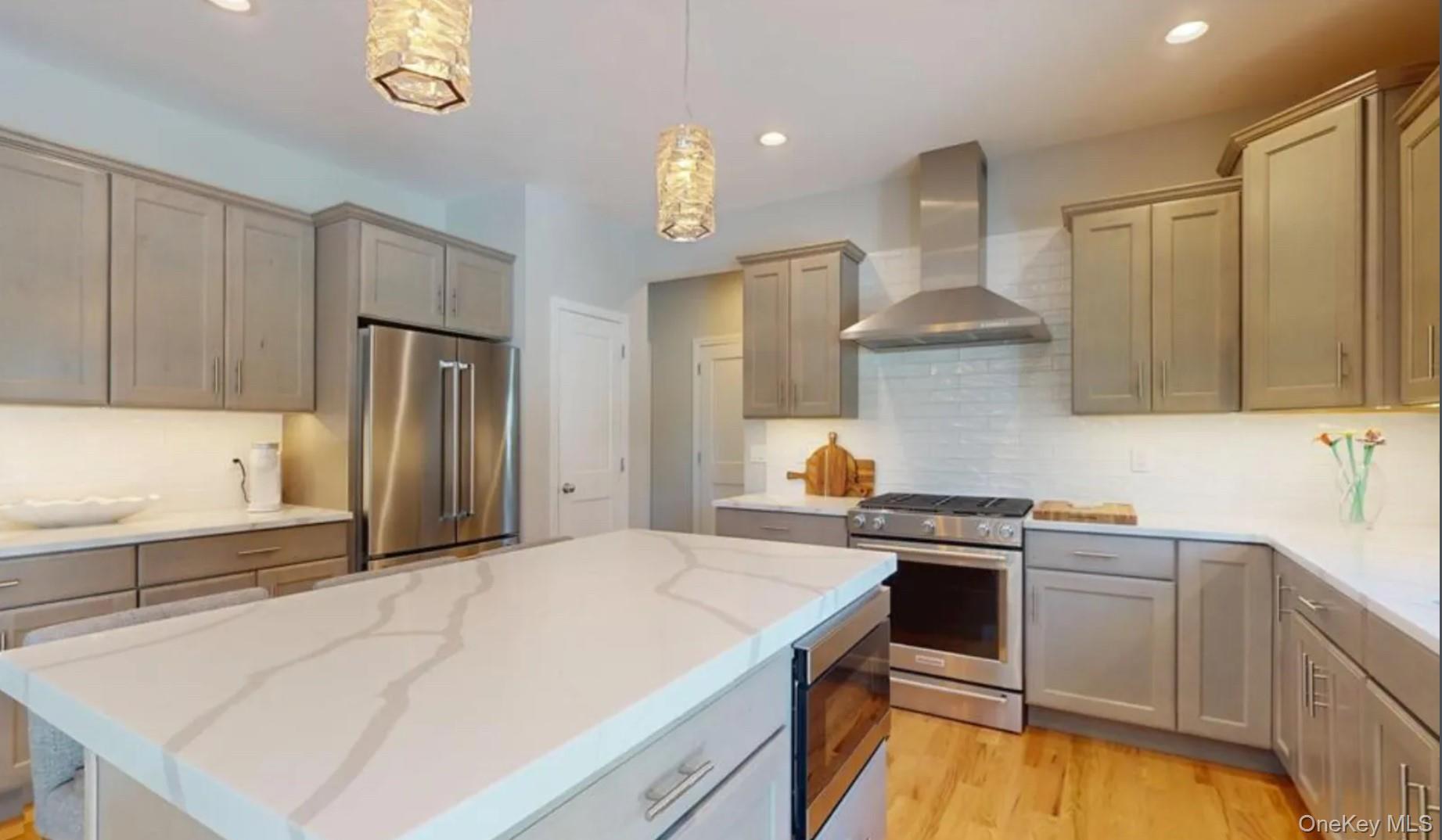 9 Shaw Lane, East Moriches, NY 11940