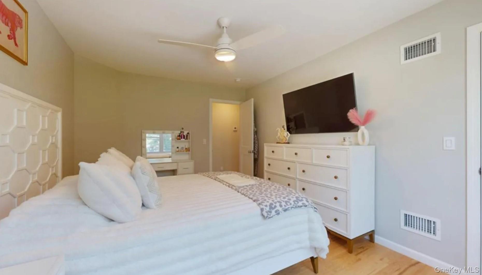 9 Shaw Lane, East Moriches, NY 11940