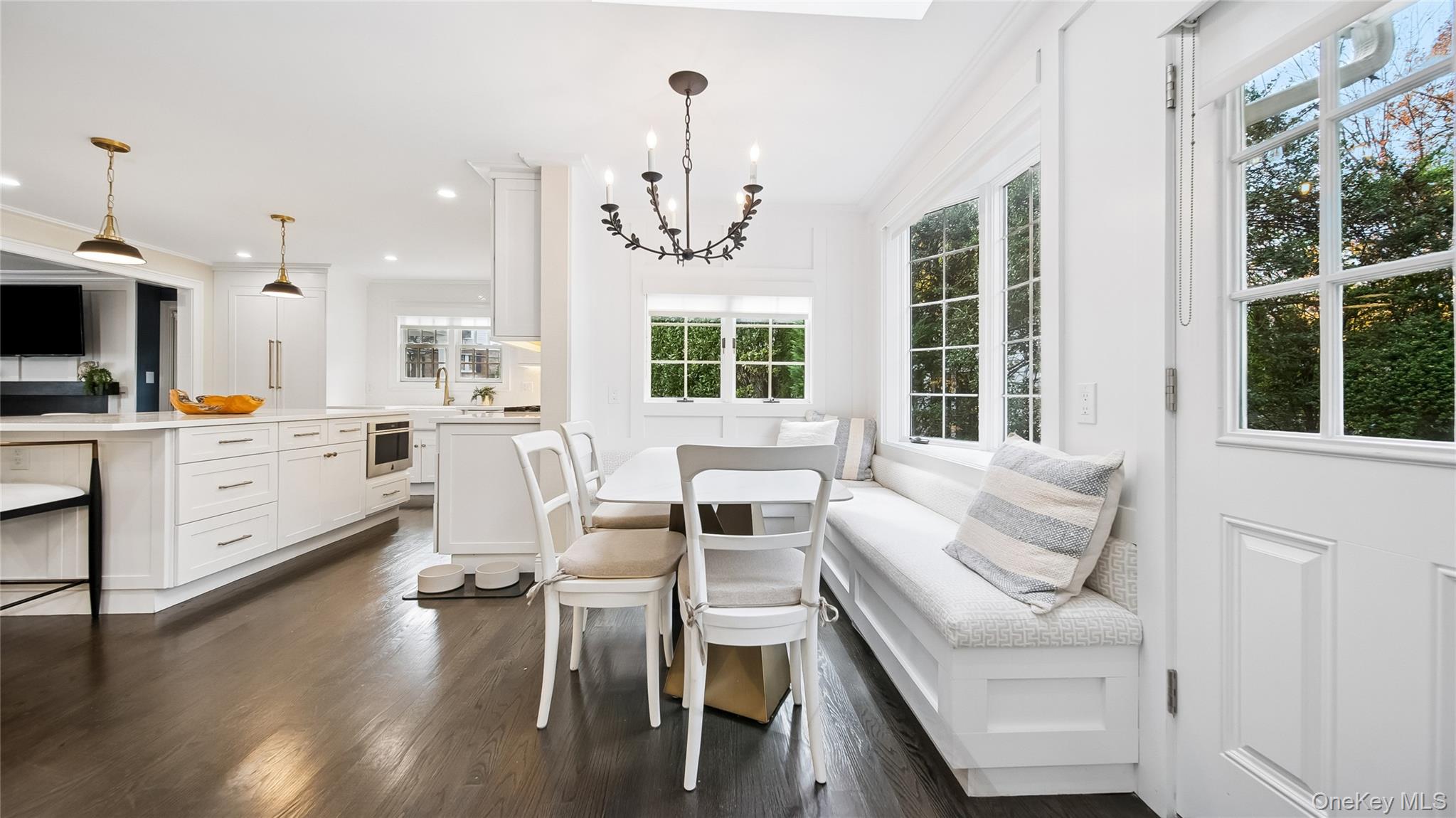 305 Nassau Avenue, Manhasset, NY 11030