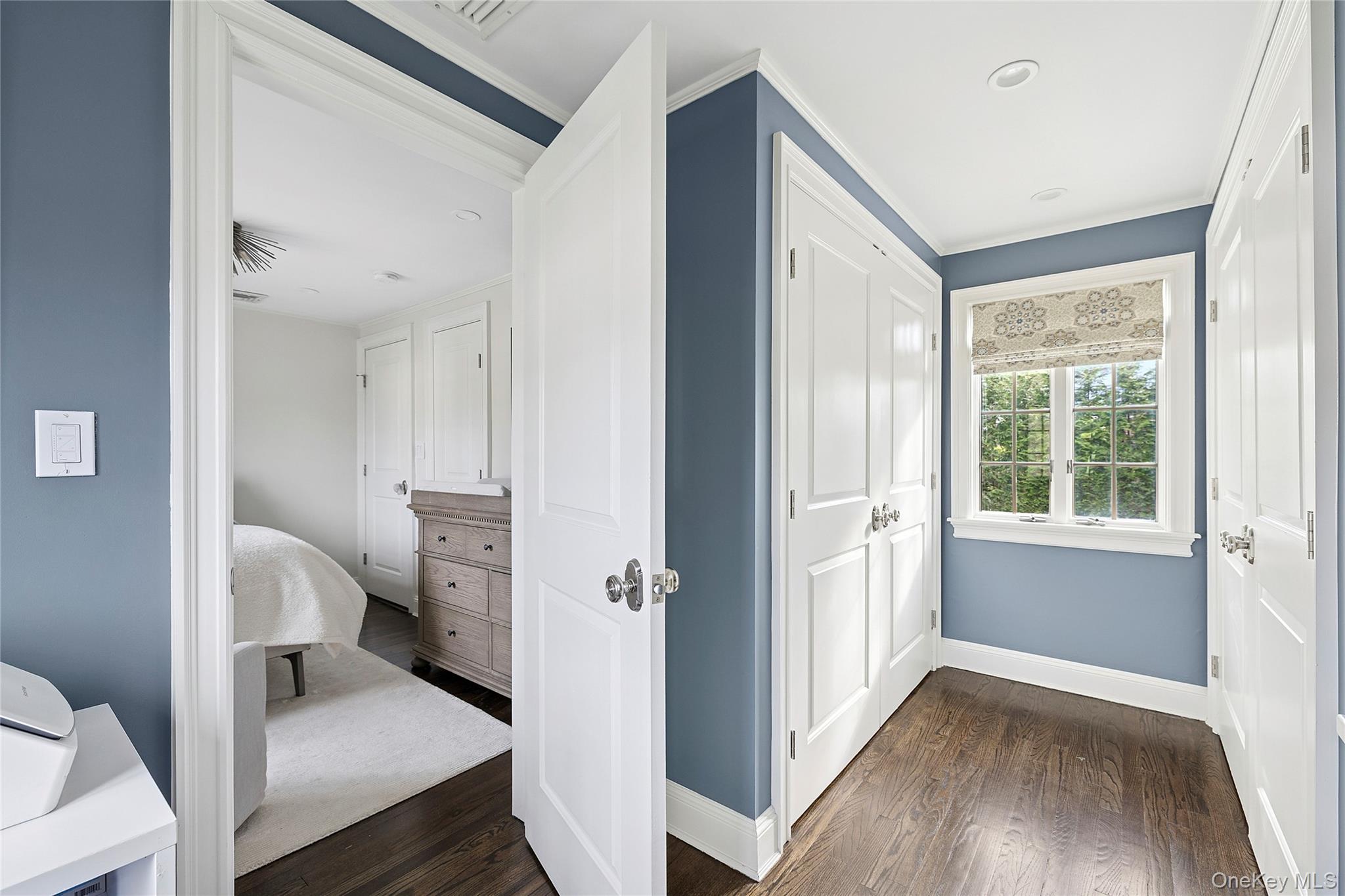 44 Old Ox Road, Manhasset, NY 11030