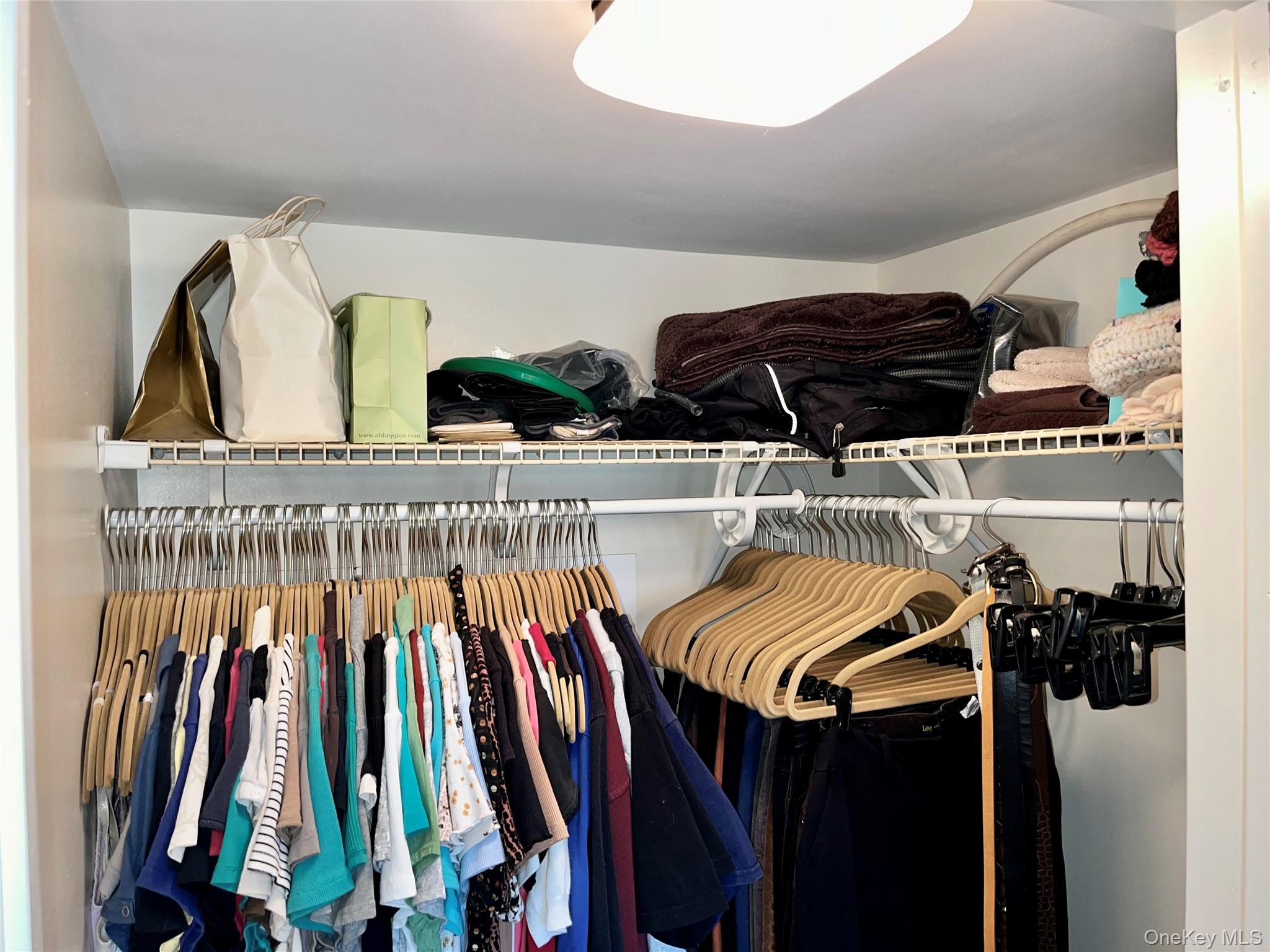 529 5th Ave, Middletown, NY 10941