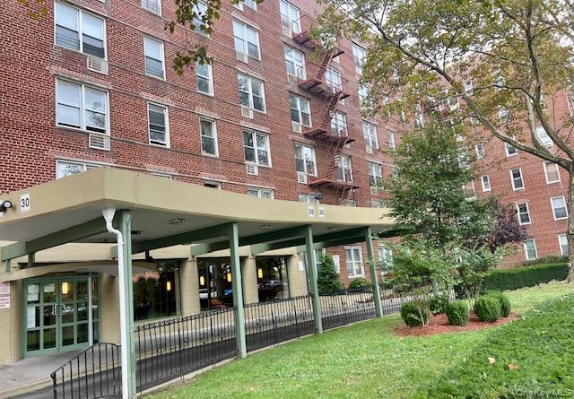 5930 108th Street # 4P, Corona, NY 11368