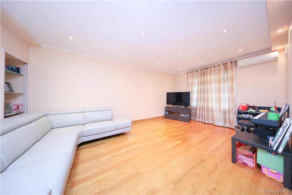 2415 E 27th Street, Brooklyn, NY 11235