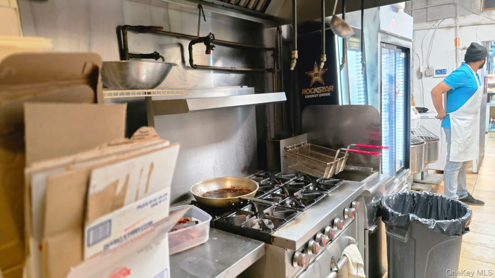 376 fulton Avenue, Hempstead, NY 15500