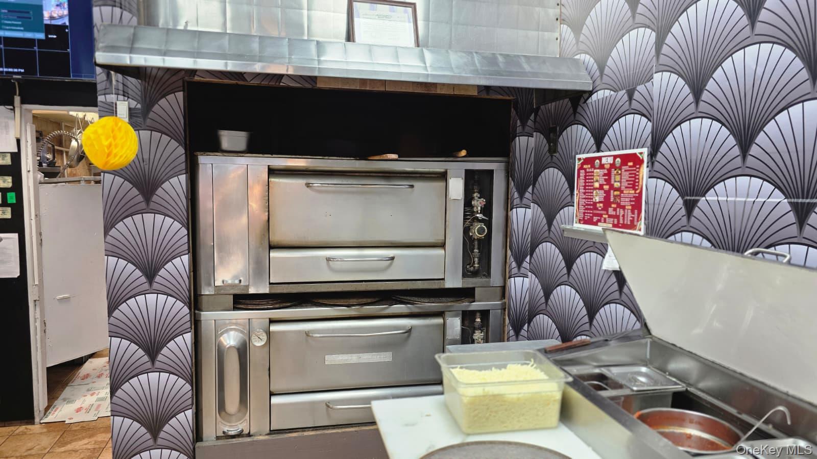 376 fulton Avenue, Hempstead, NY 15500