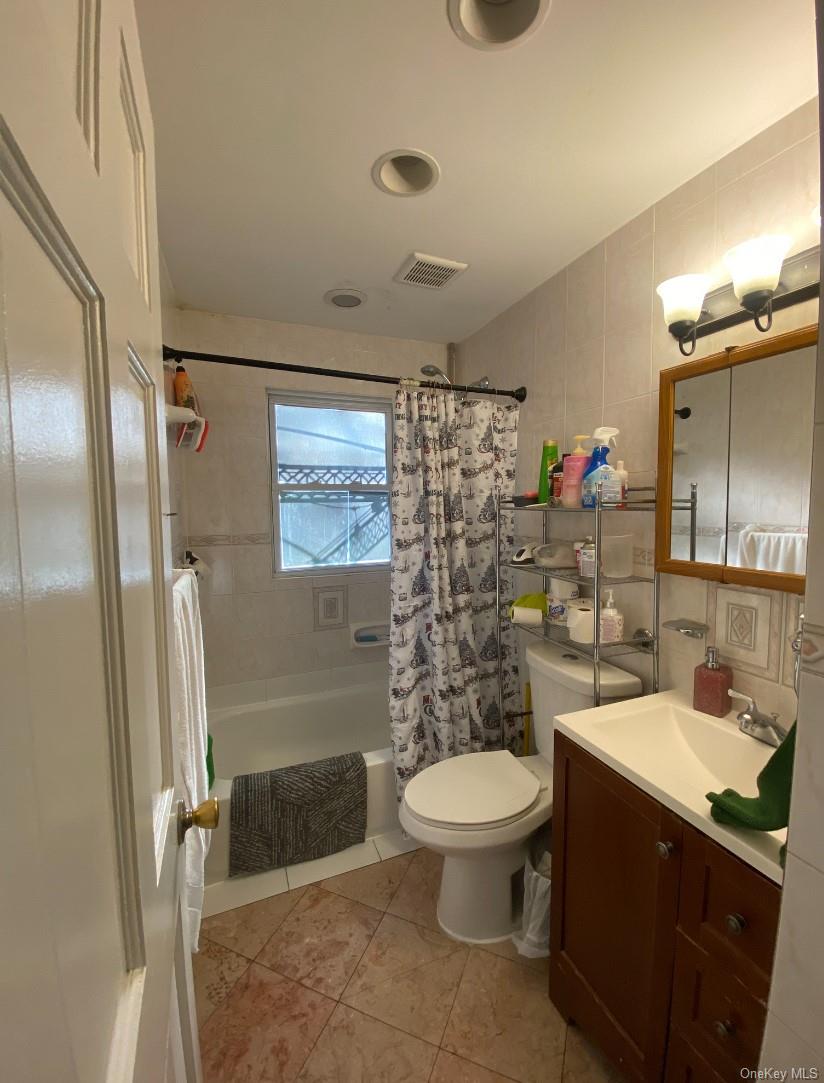 726 Northern Parkway, Uniondale, NY 11553