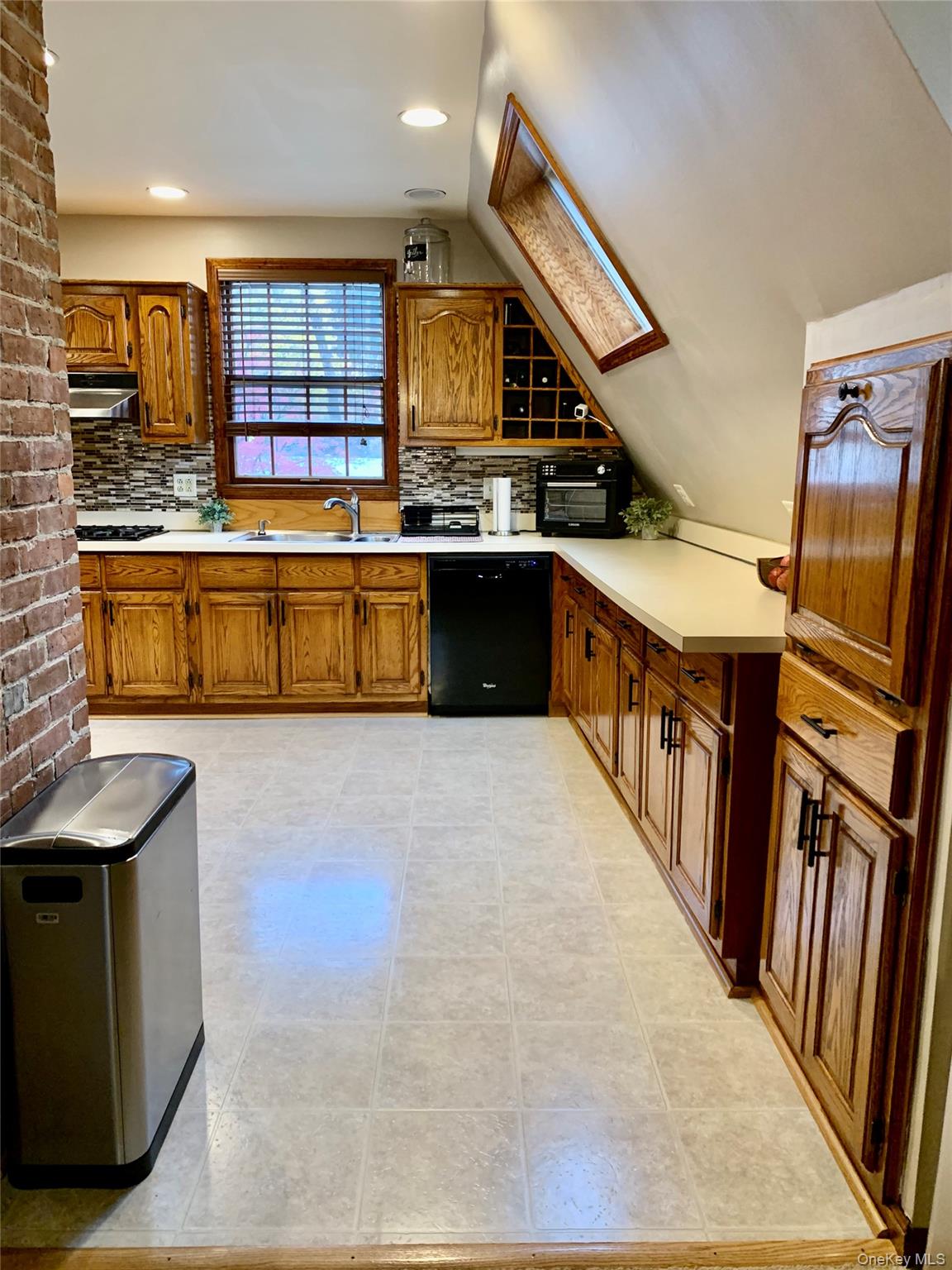 1 Library Road, Tuxedo Park, NY 10987