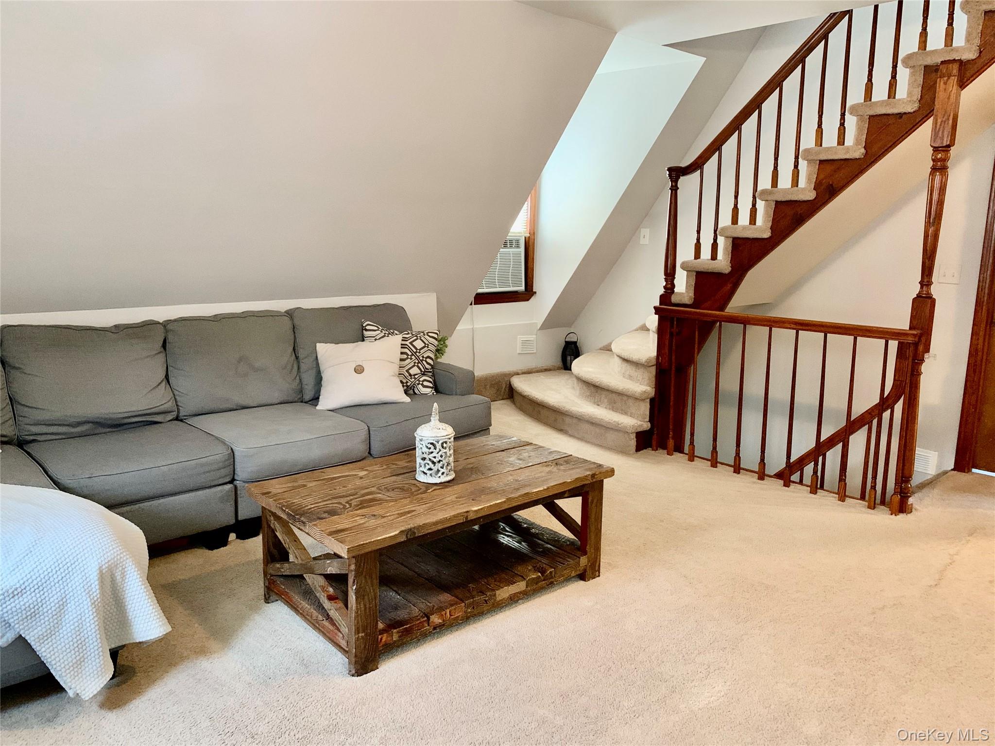 1 Library Road, Tuxedo Park, NY 10987