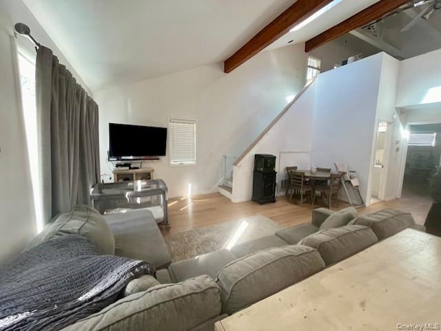 6 Shore Road, Southampton, NY 11968