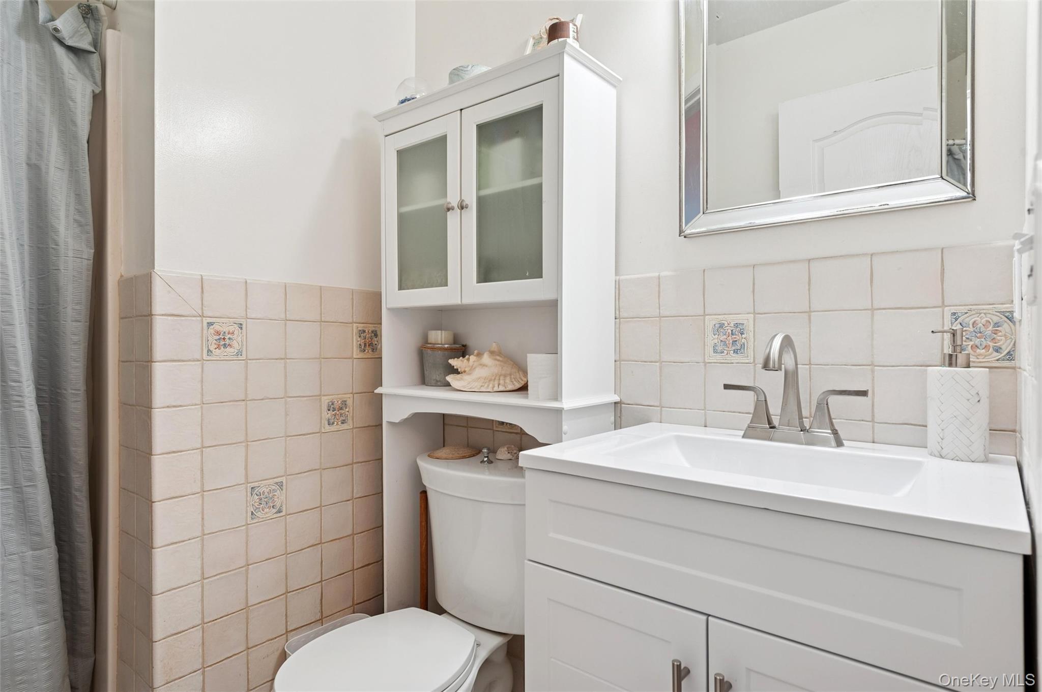 6 Shore Road, Southampton, NY 11968