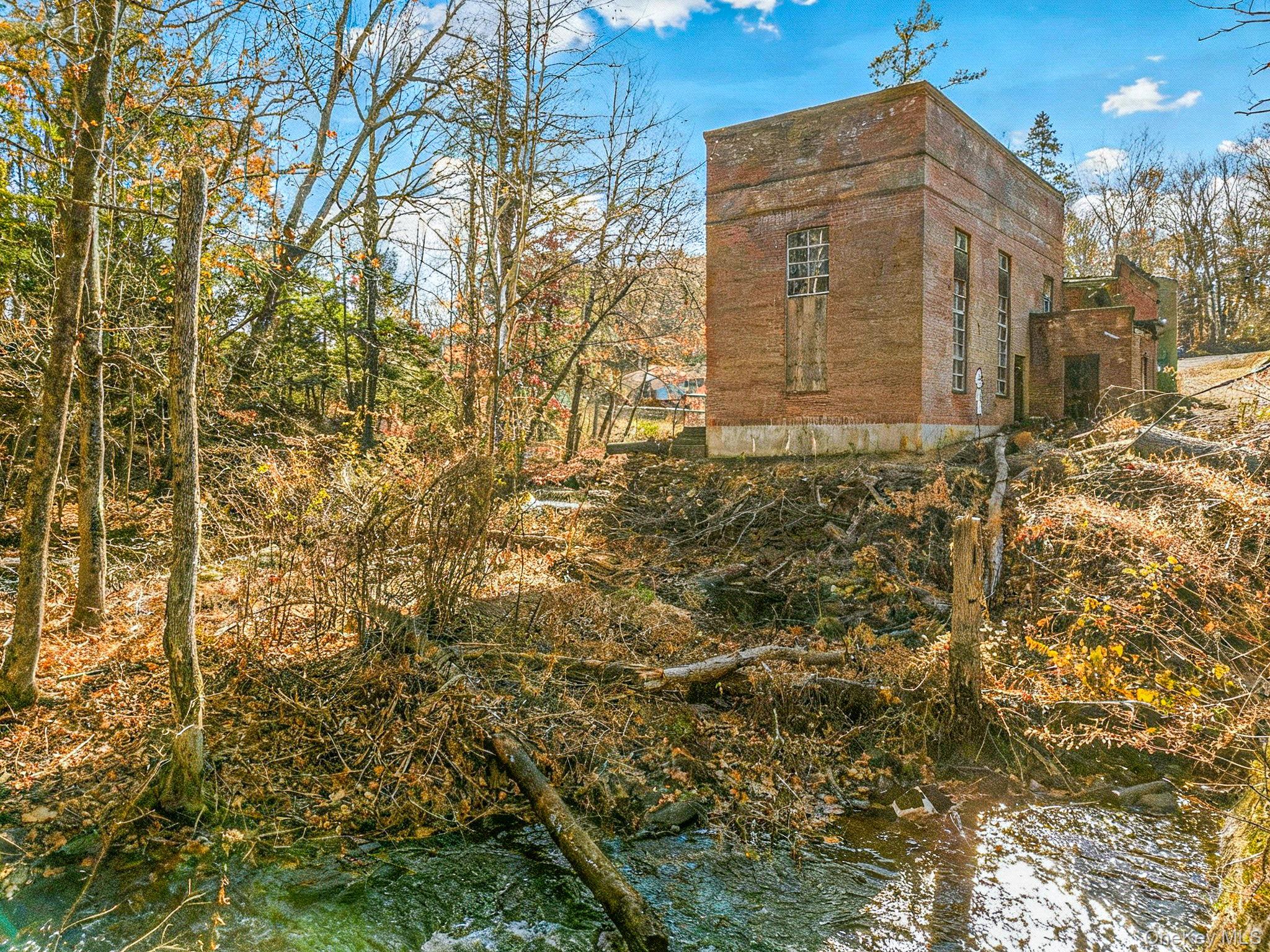 37 E Market Street, Hyde Park, NY 12538