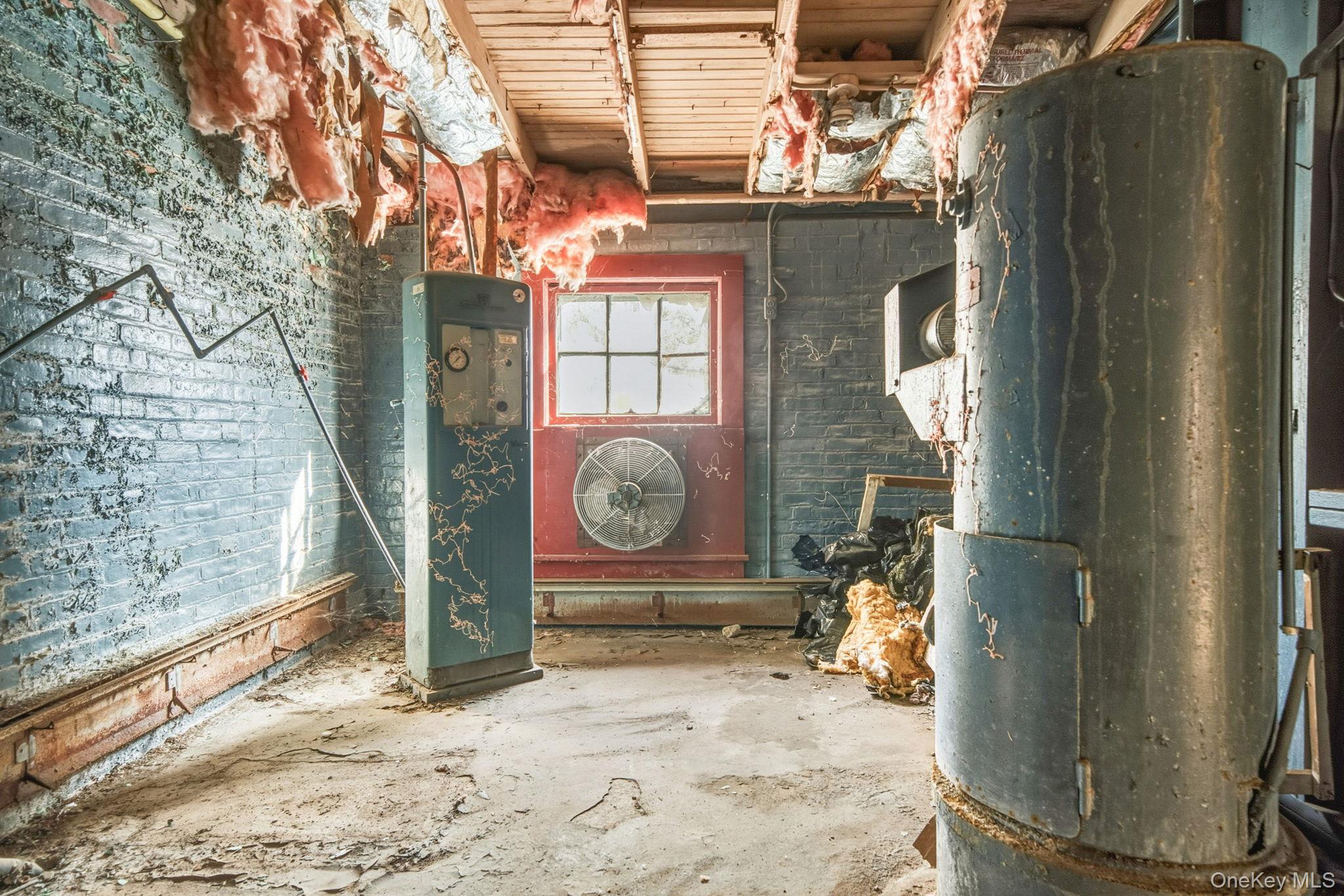 37 E Market Street, Hyde Park, NY 12538