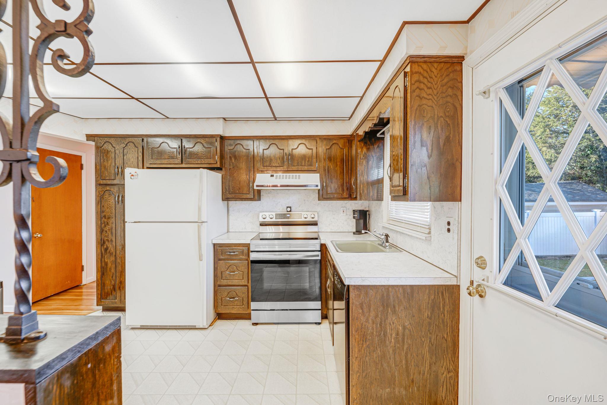 44 Clark Street, Huntington, NY 11743