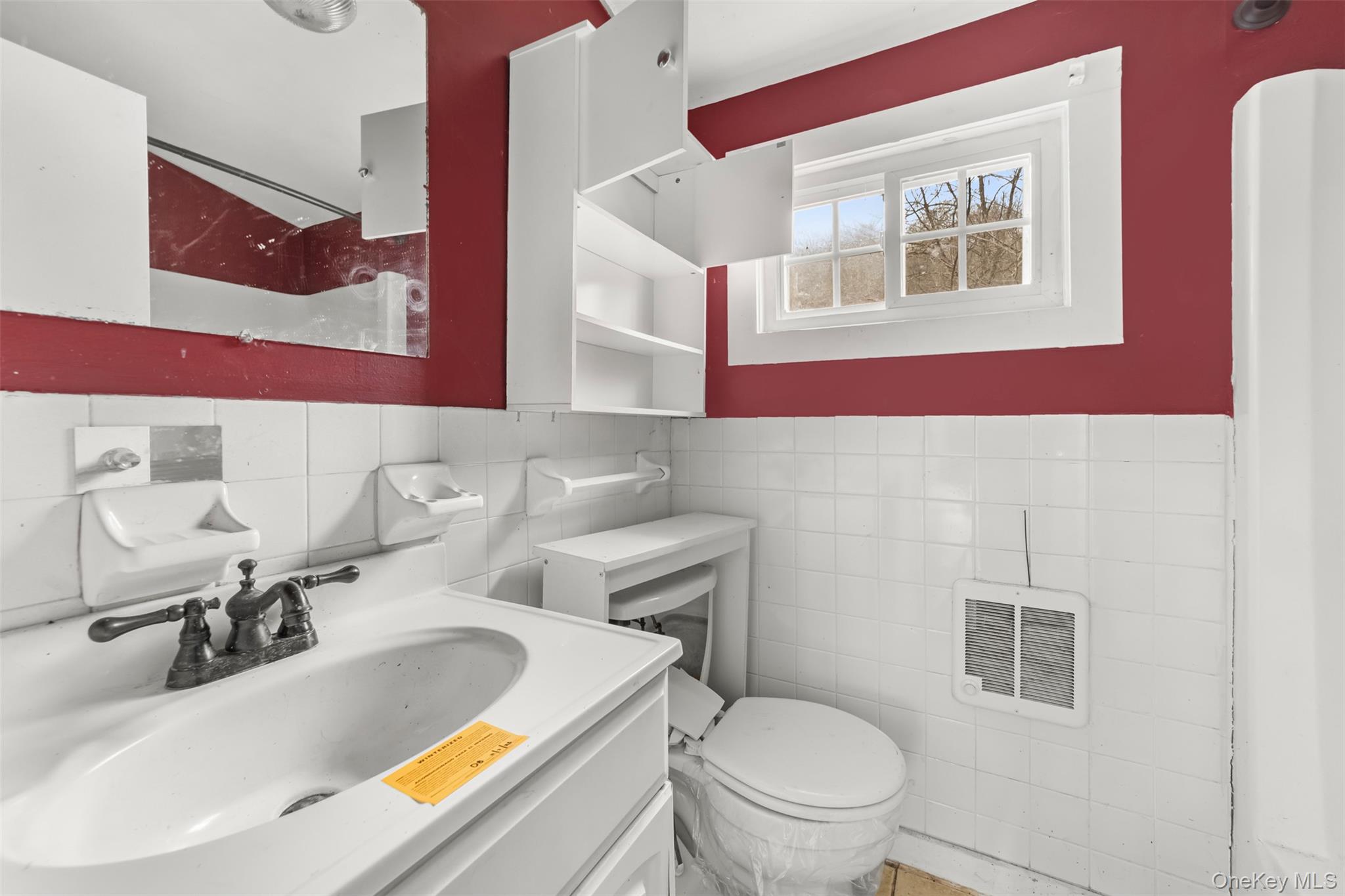 6 Laurel Drive, Holmes, NY 12531