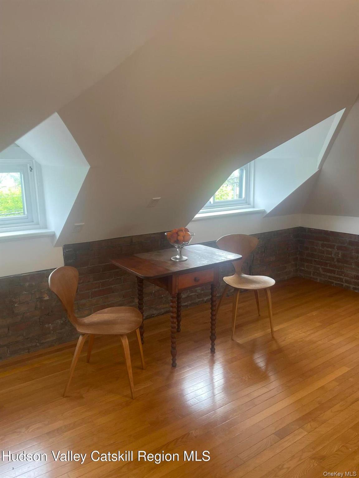 420 Warren, Hudson, NY 12534