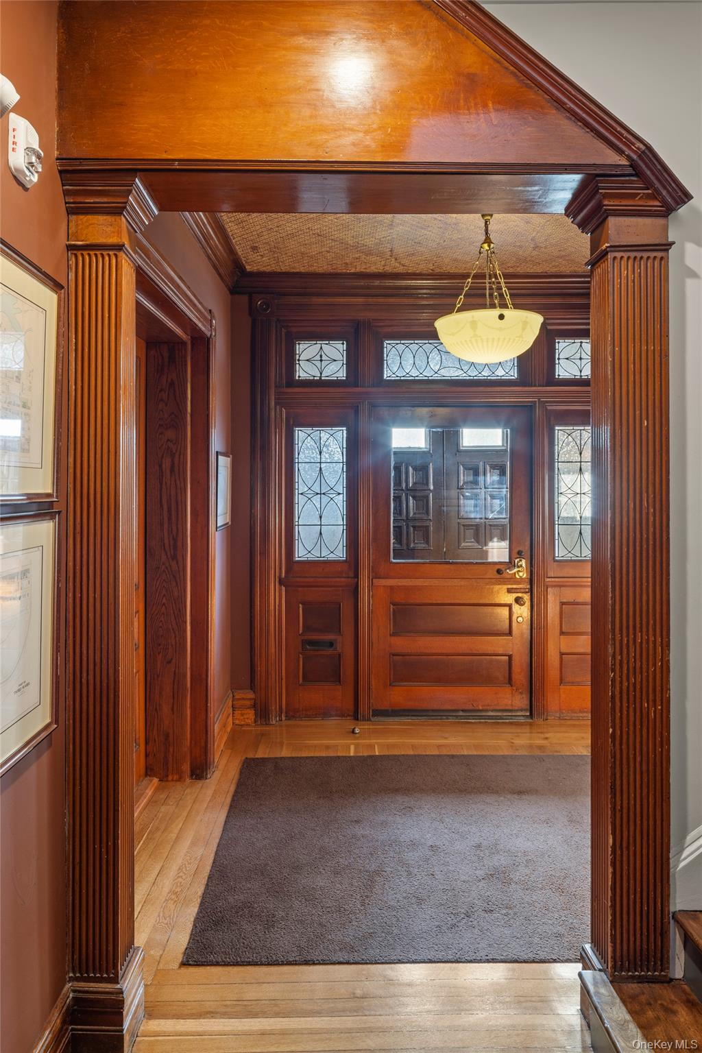 420 Warren, Hudson, NY 12534