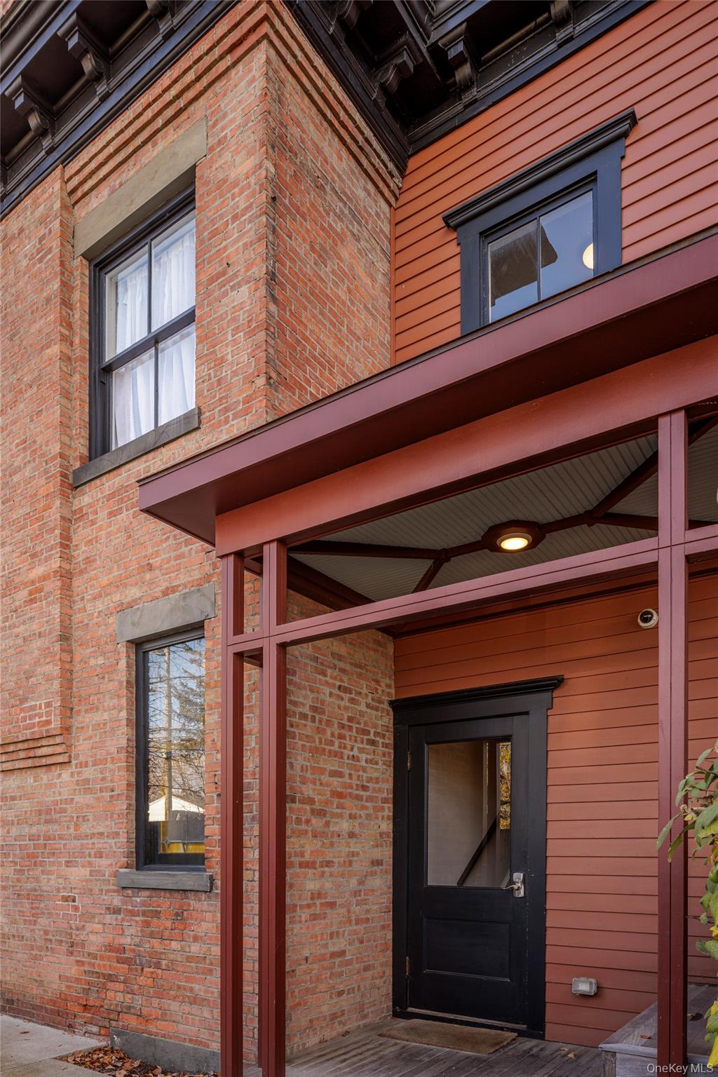 420 Warren, Hudson, NY 12534