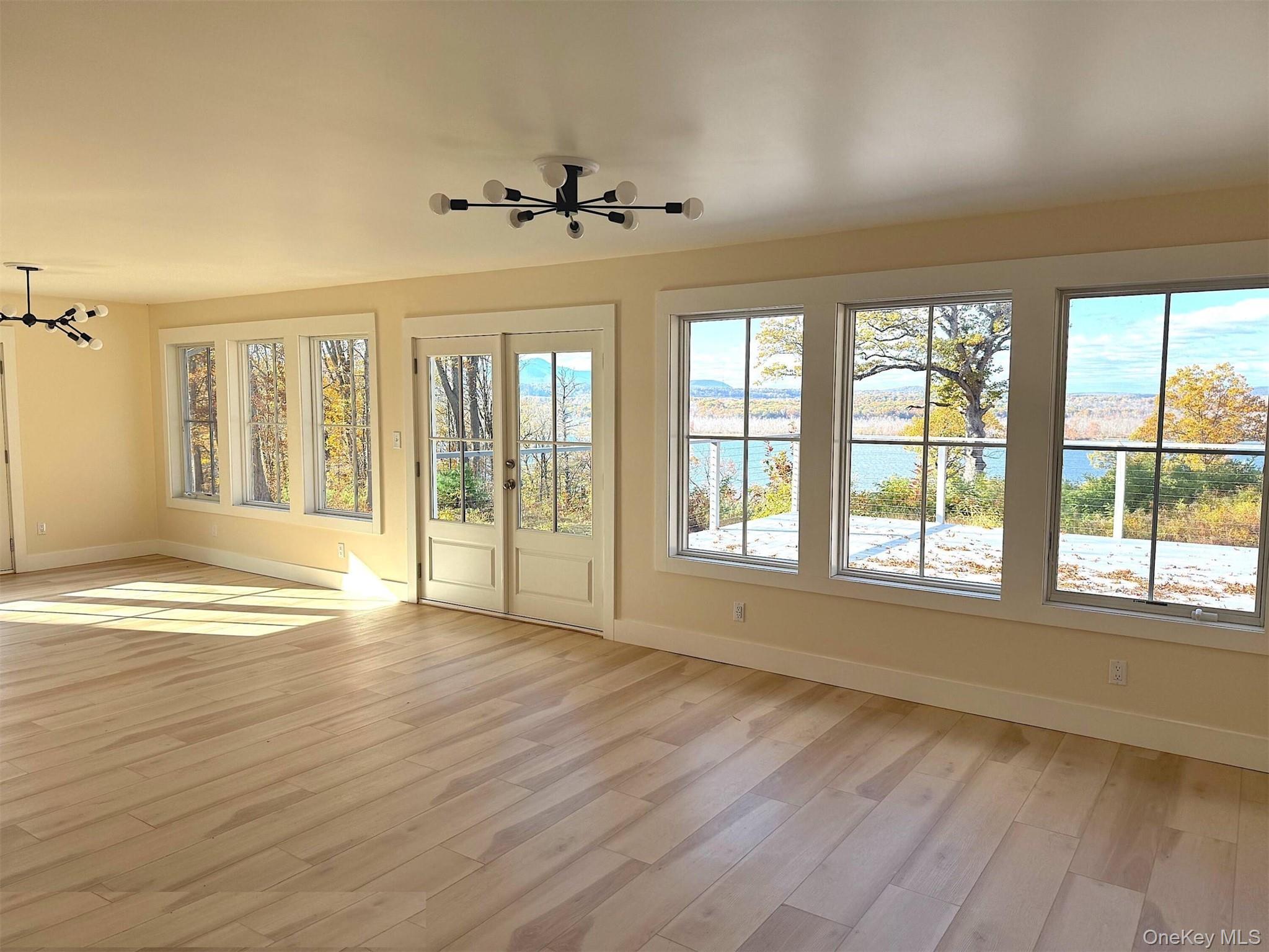 5265 State Route 9G, Germantown, NY 12526