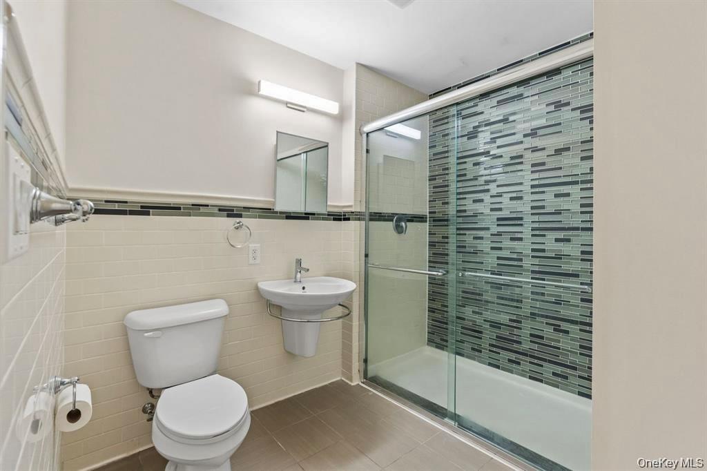 160 Chatterton Avenue # 1A, White Plains, NY 10606