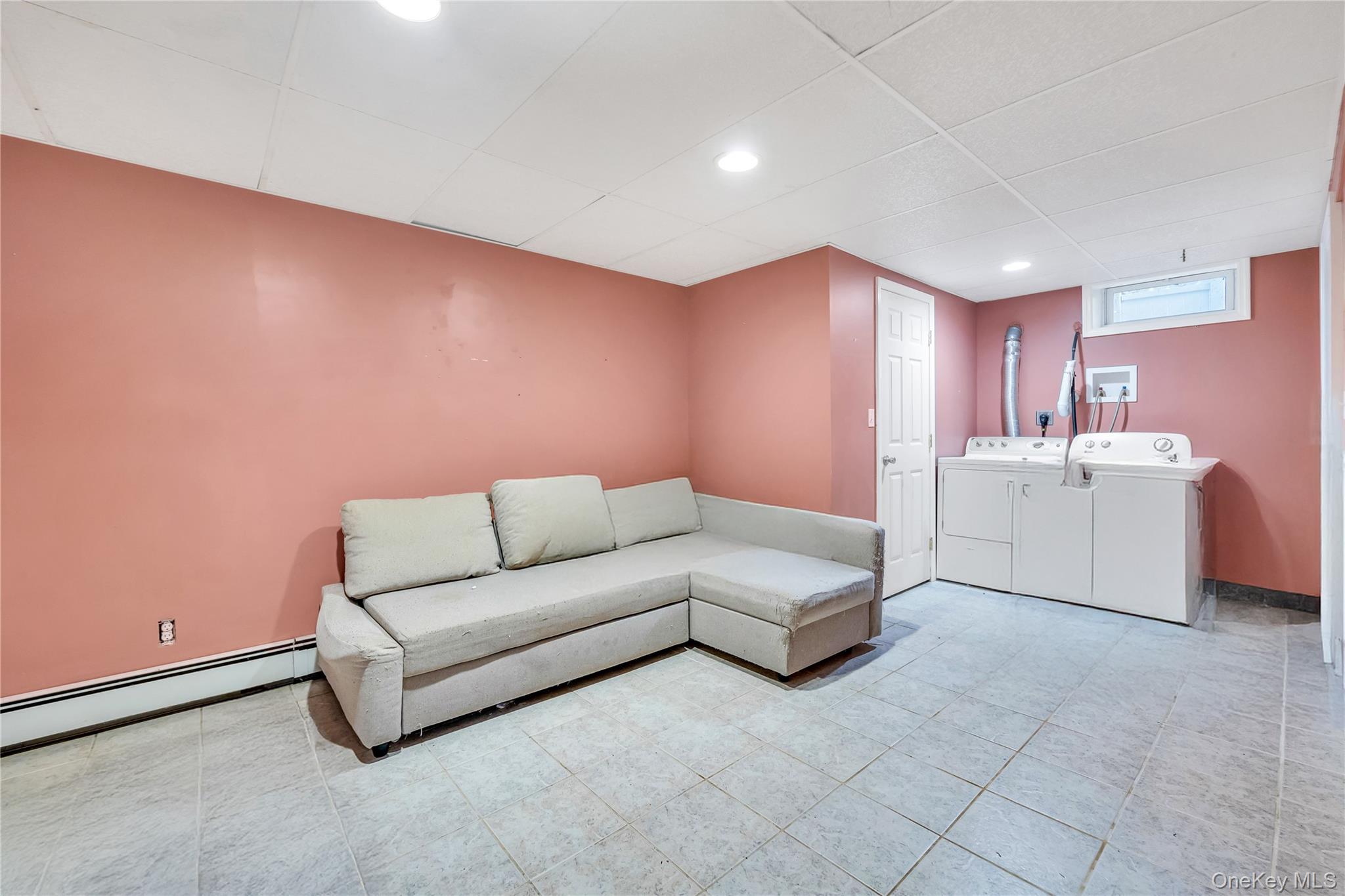 86 Seawanhaka Avenue, Lake Grove, NY 11755