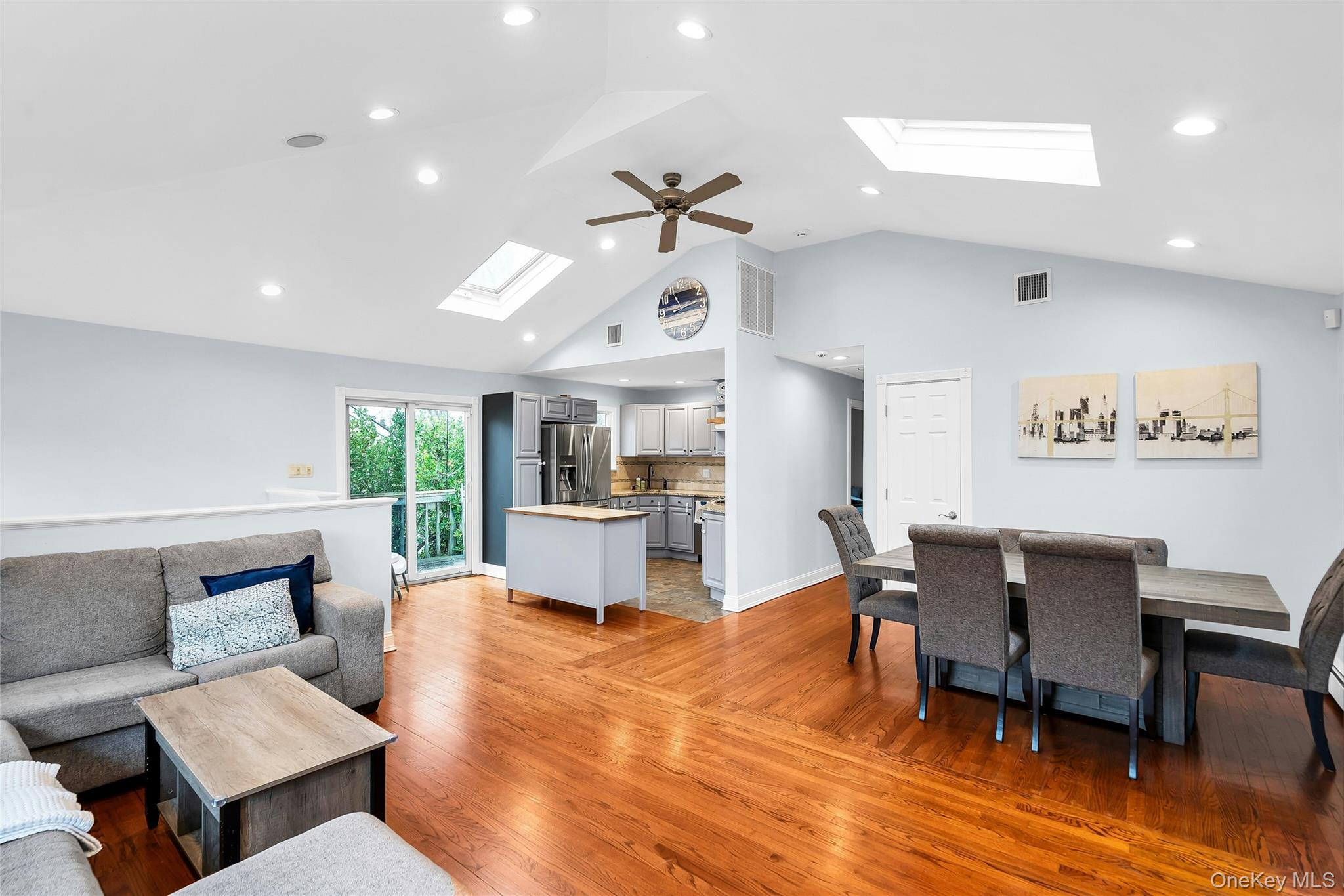 300 Center Bay Drive, West Islip, NY 11795