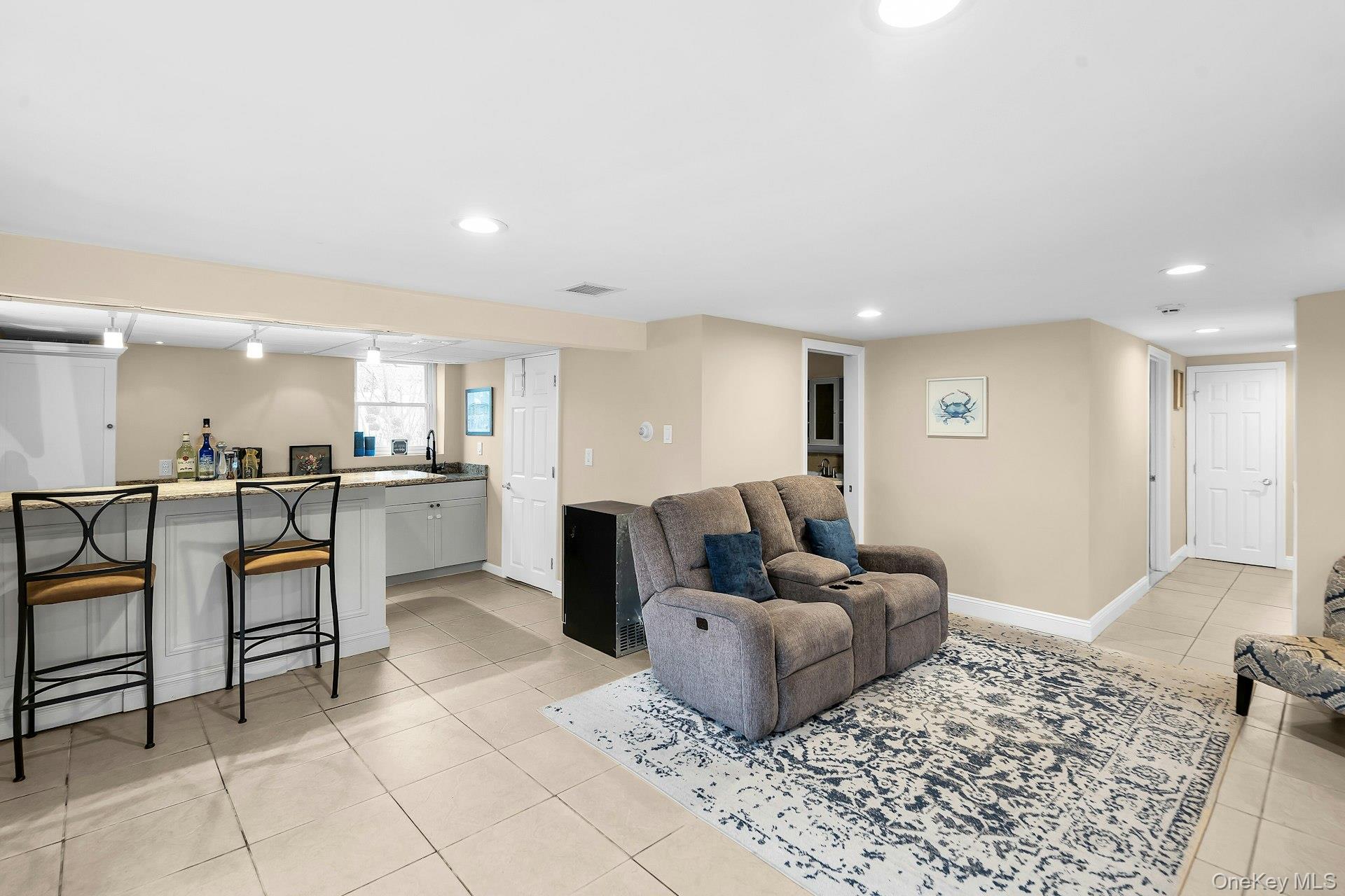 300 Center Bay Drive, West Islip, NY 11795