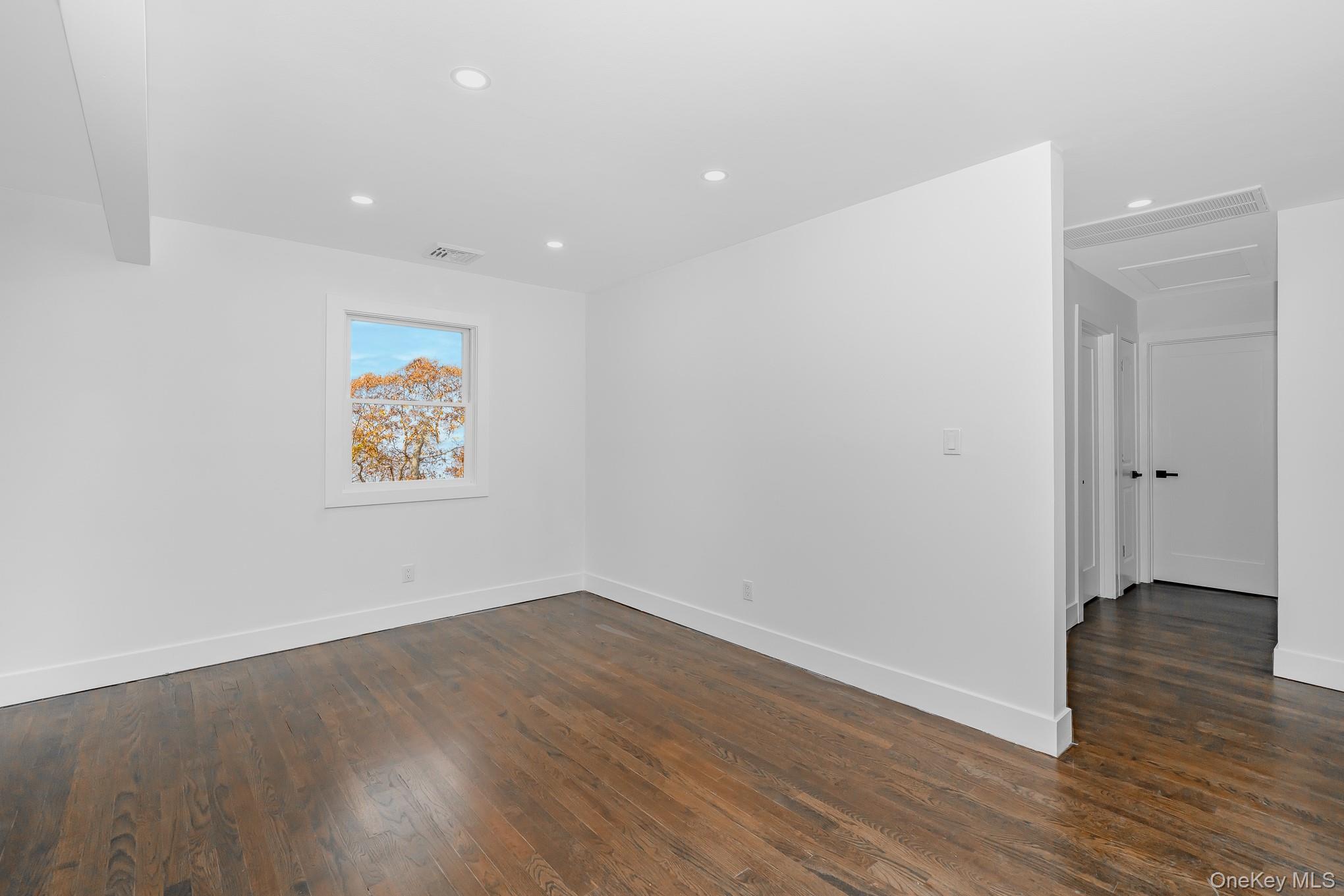 2874 Hempstead Lane, Wantagh, NY 11793