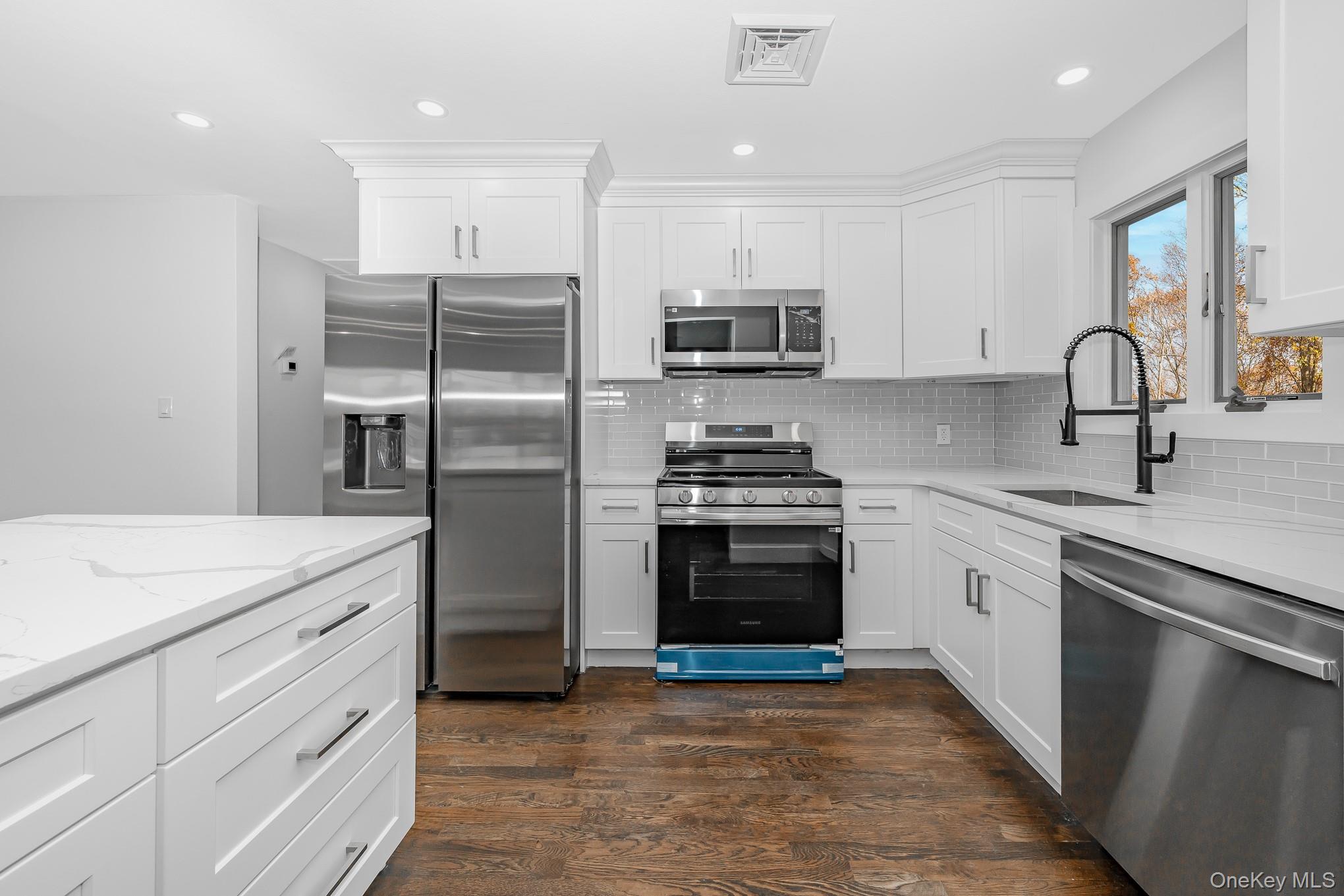 2874 Hempstead Lane, Wantagh, NY 11793