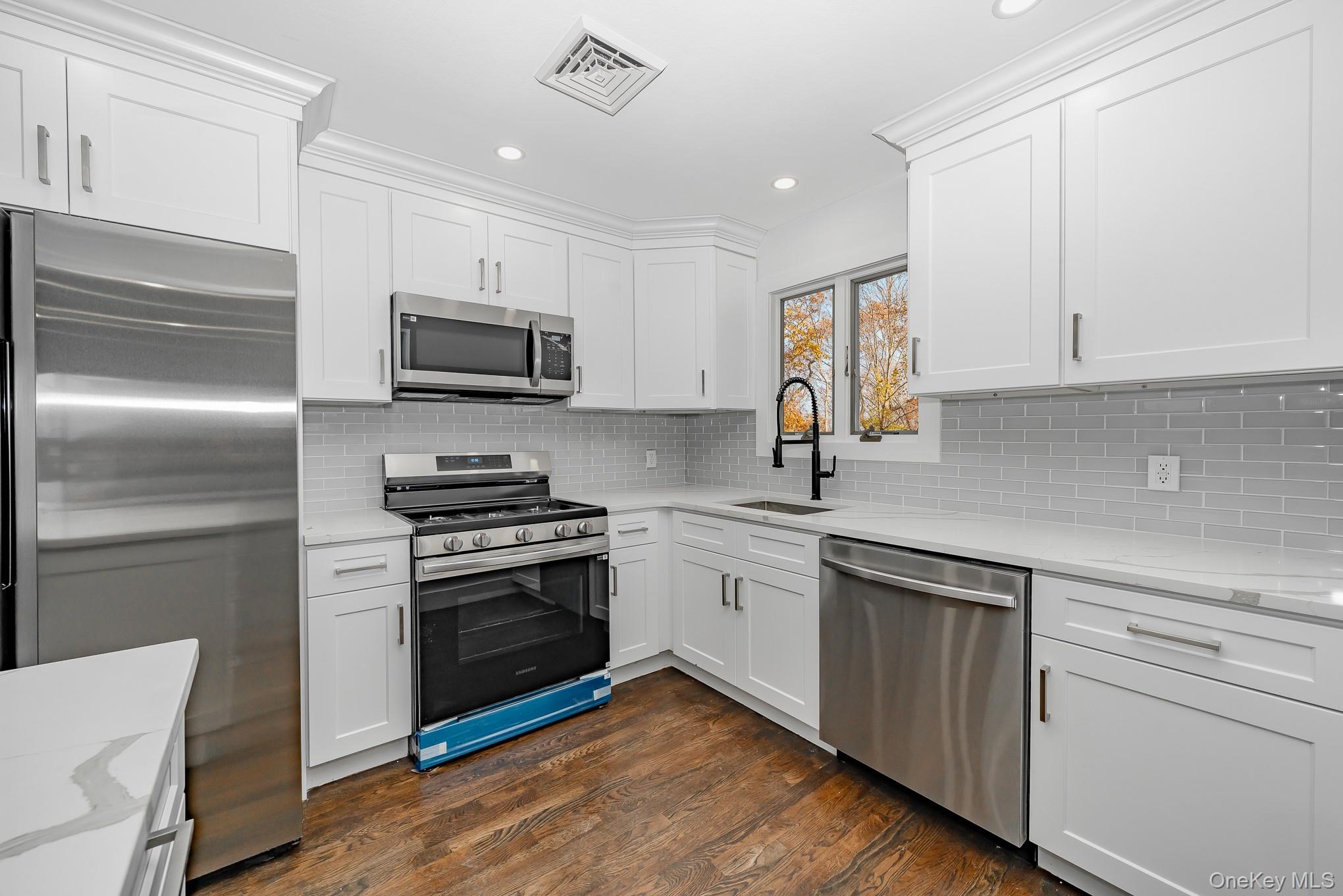 2874 Hempstead Lane, Wantagh, NY 11793