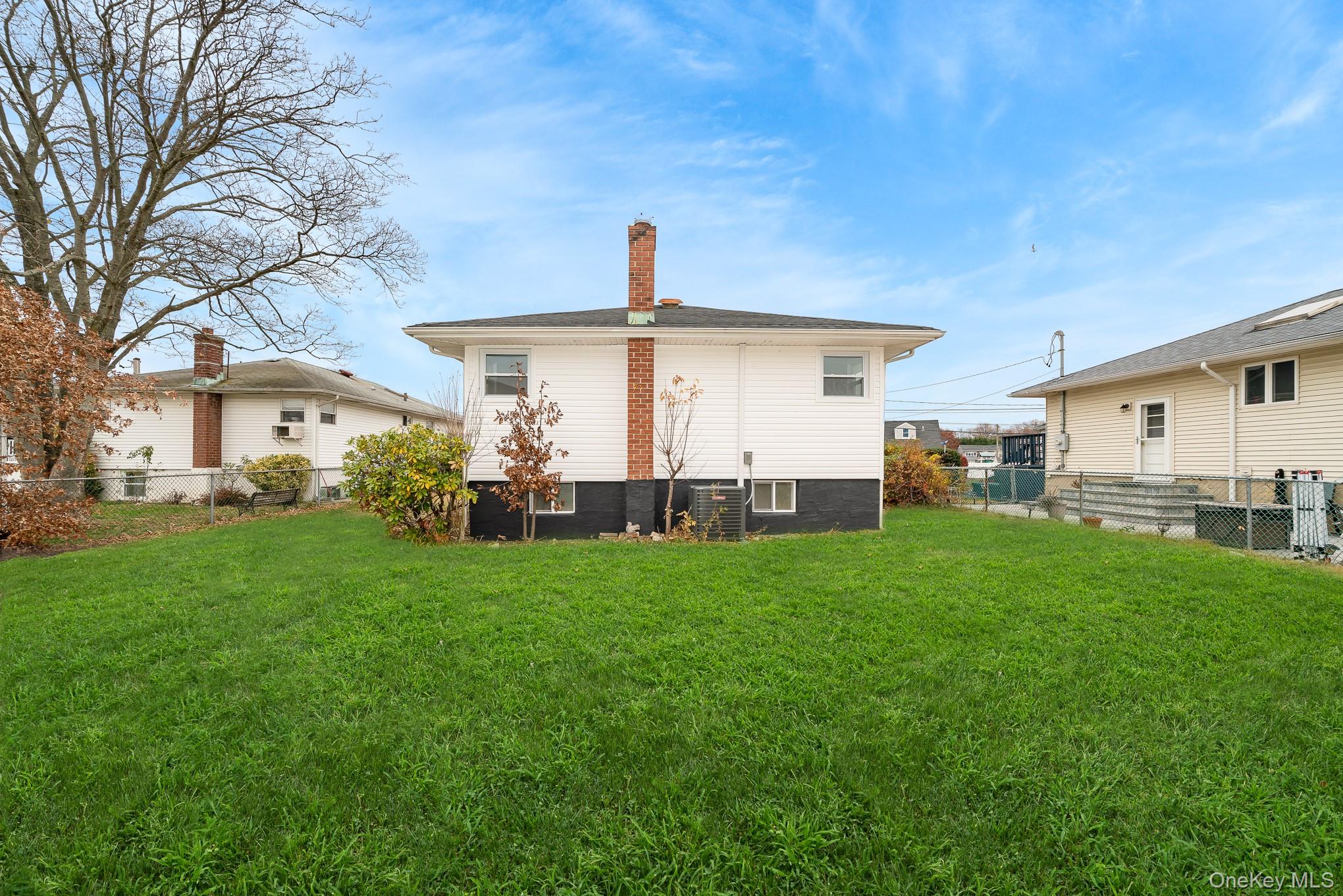 2874 Hempstead Lane, Wantagh, NY 11793