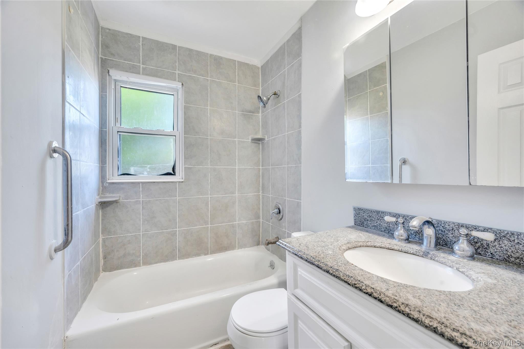 308 New South Road, Hicksville, NY 11801