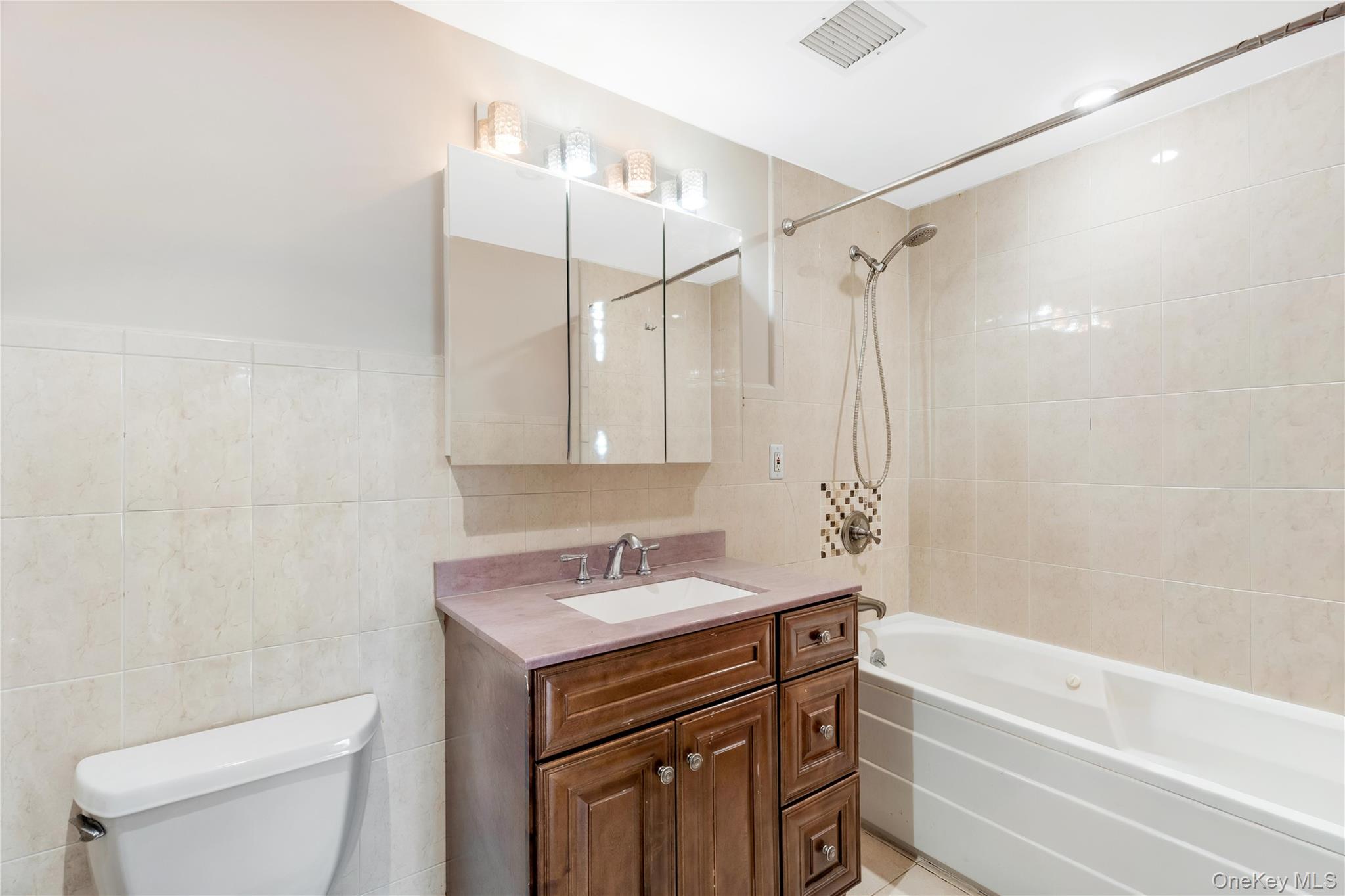 6911 Shore Road # 1C, Brooklyn, NY 11209