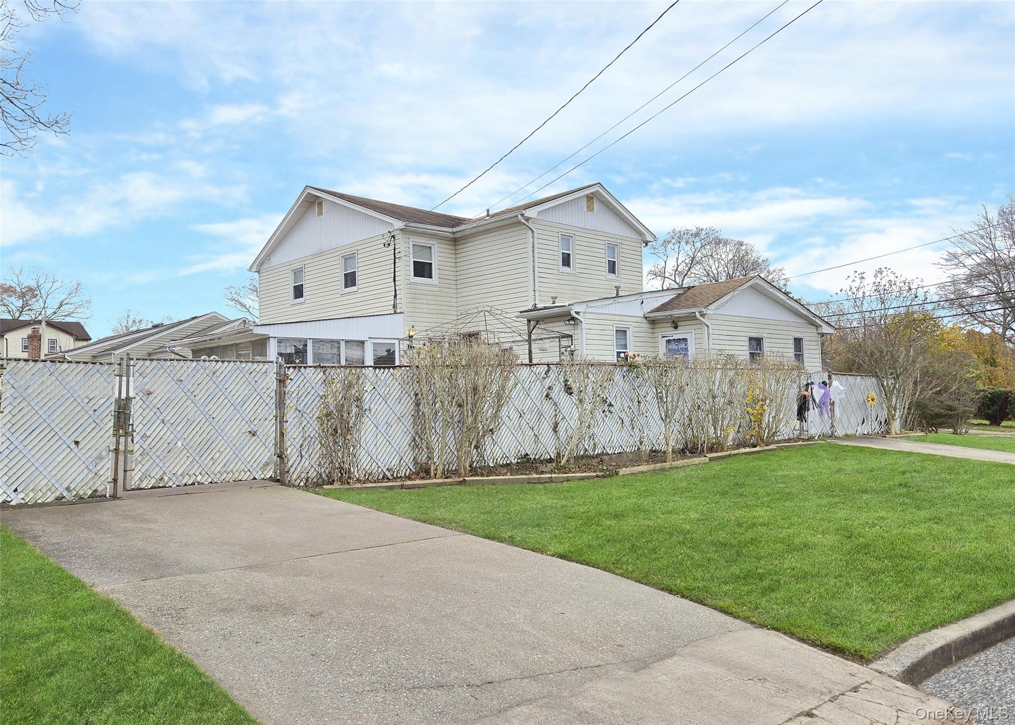 1 Jamar Lane, Ronkonkoma, NY 11779