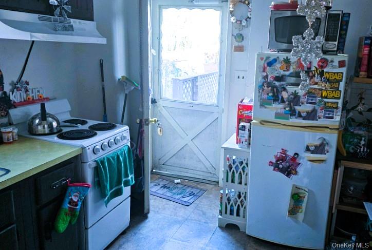 1 Jamar Lane, Ronkonkoma, NY 11779