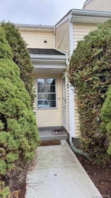 41 WOODLAKE Drive, Middletown, NY 10940