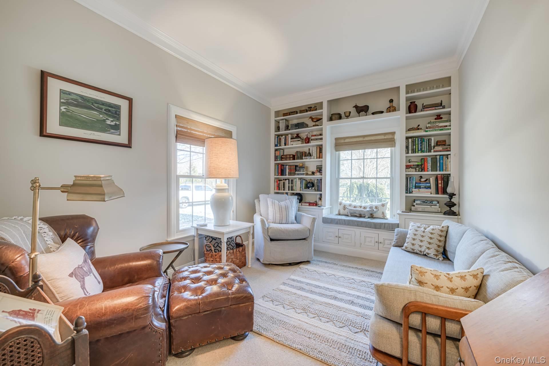 253 Downs Path, Southampton, NY 11968