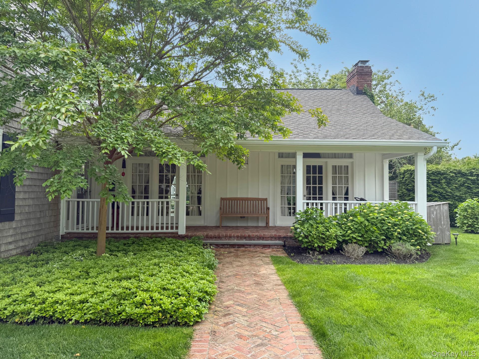 253 Downs Path, Southampton, NY 11968