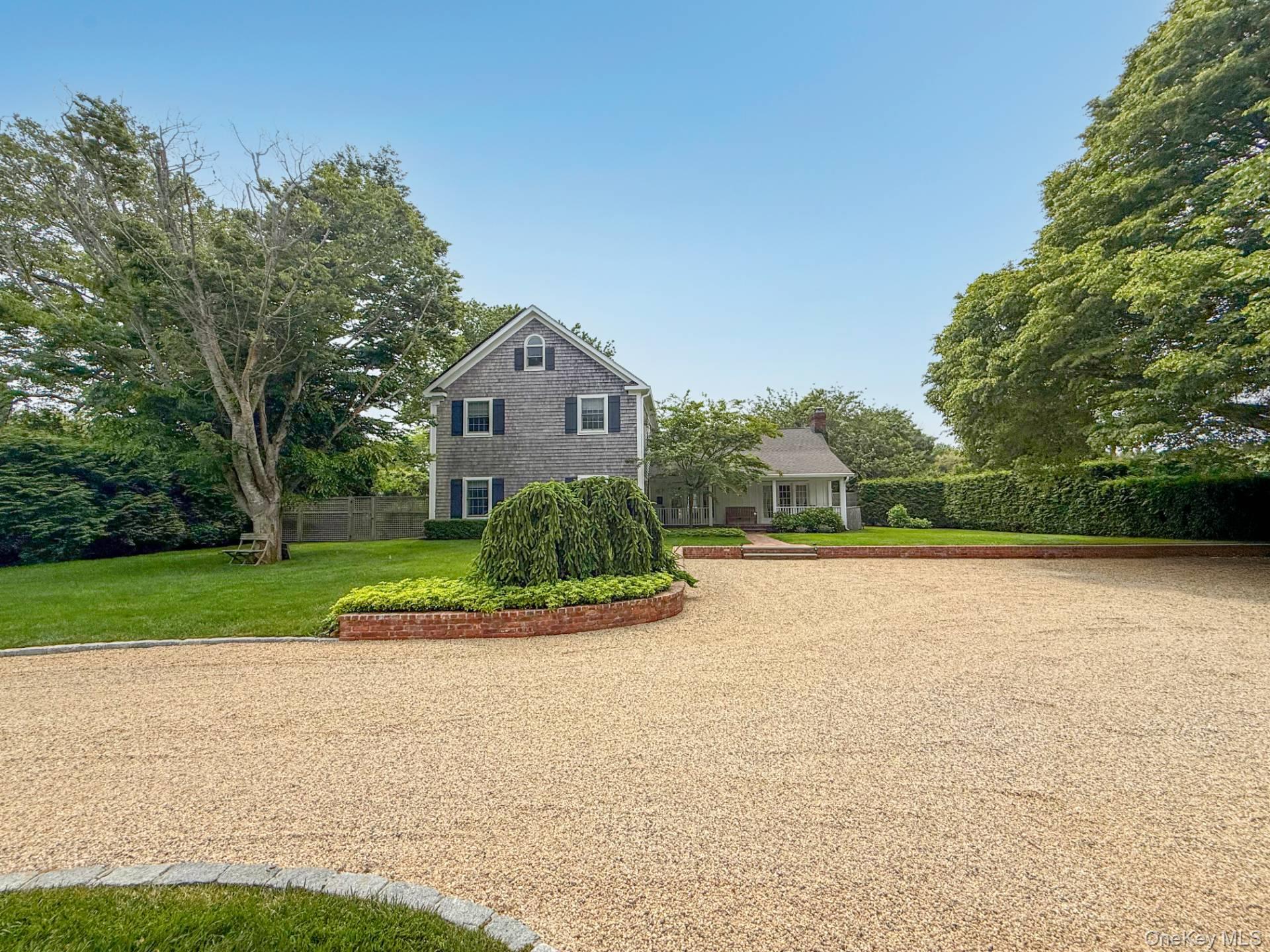 253 Downs Path, Southampton, NY 11968