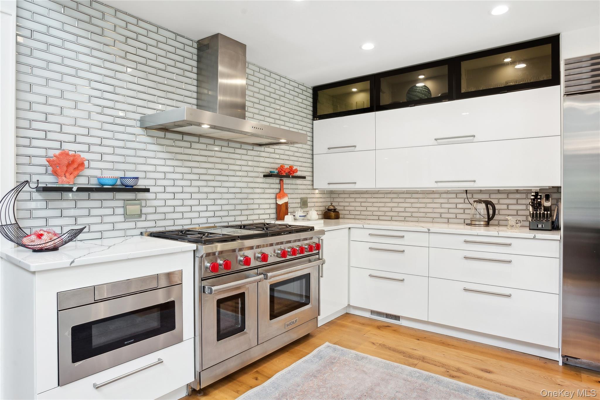 425 Cedar Point Drive E, Southold, NY 11971