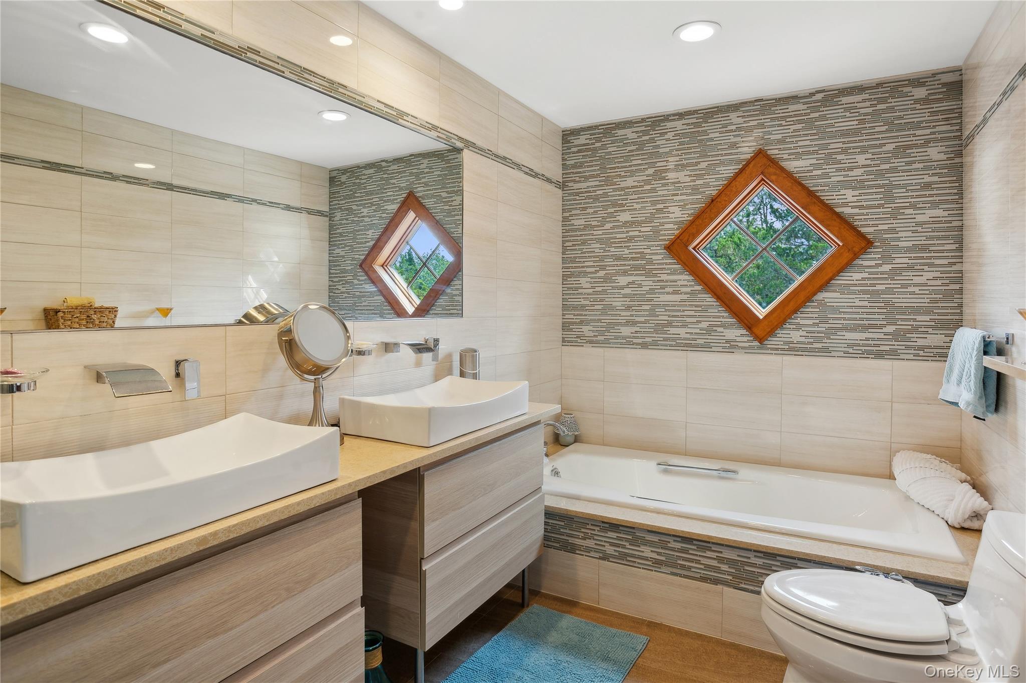 425 Cedar Point Drive E, Southold, NY 11971